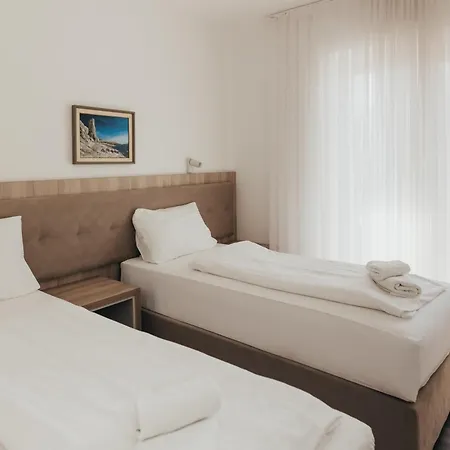 Guest house Lavanda & - Malinska