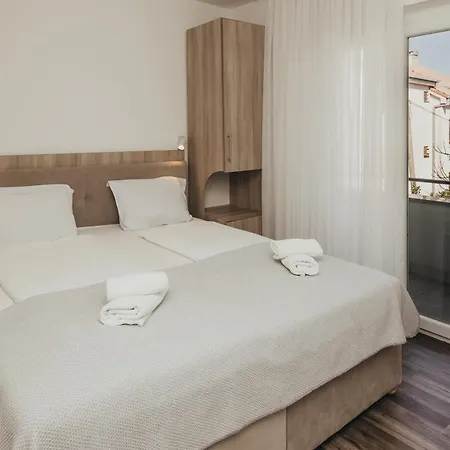 Lavanda & - 4* Malinska