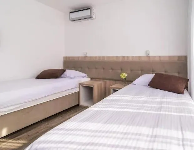 Lavanda Rooms & Apartment - Malinska Guest house 4*