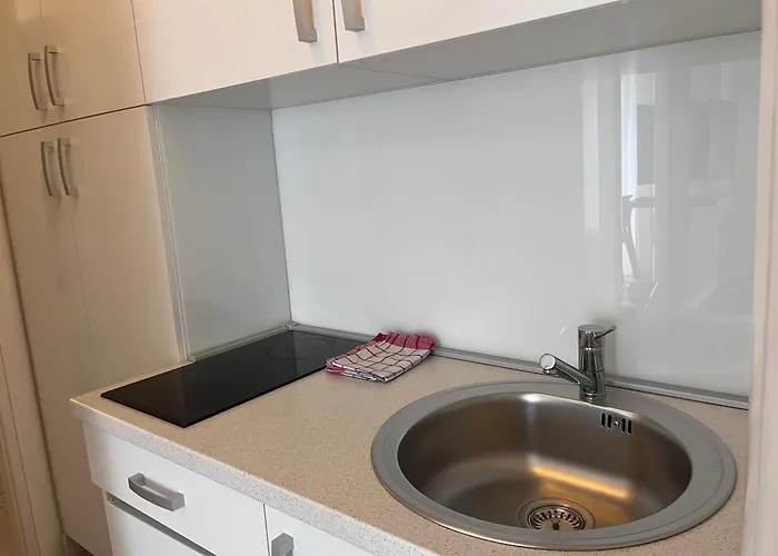 Guest house Lavanda Rooms & Apartment - Malinska 4*